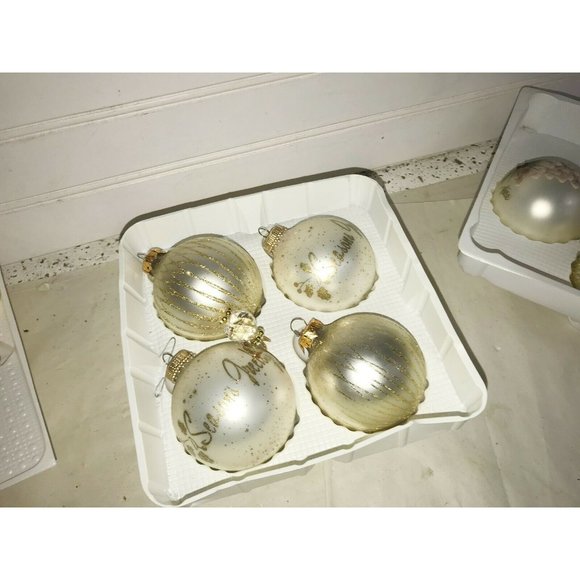 White & Gold CHRISTMAS ORNAMENT Set Some HANDPAINTED Holiday Decor - Picture 8 of 9